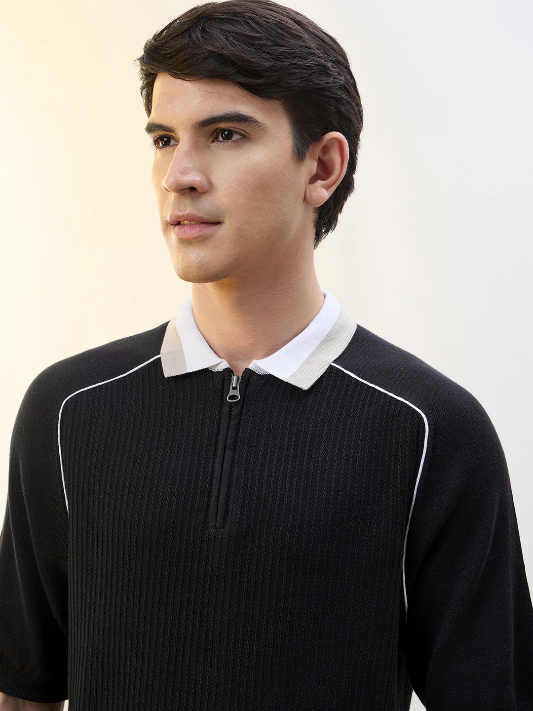 Contrast Collar Zip Polo T-Shirt - Image 15
