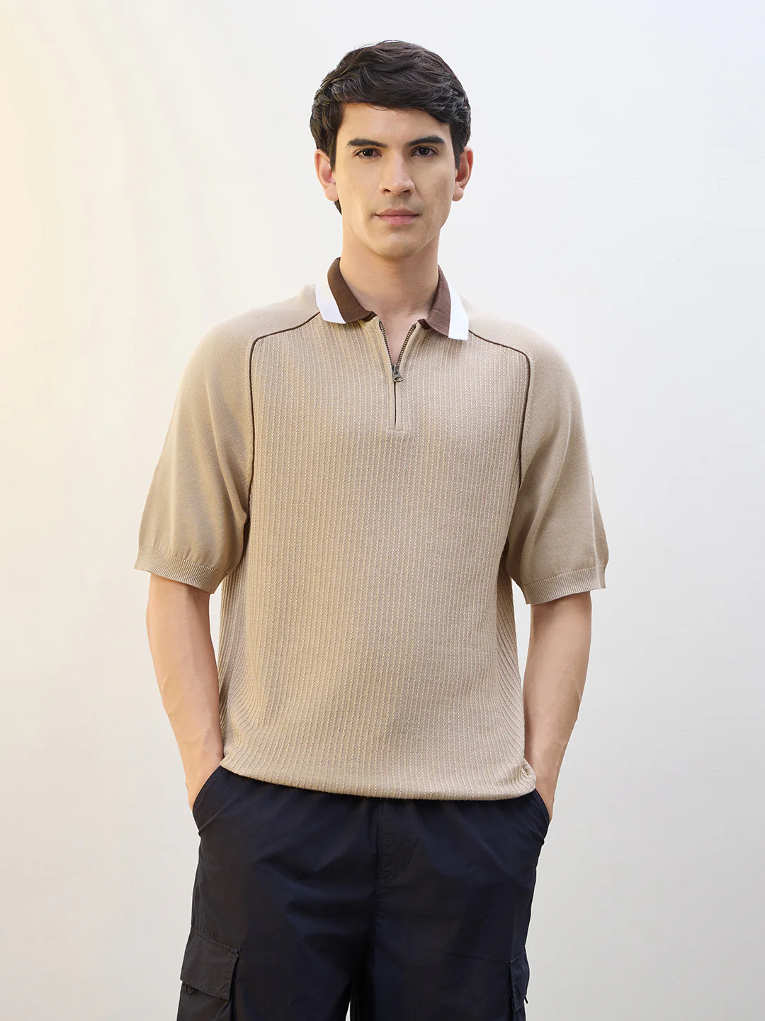 Contrast Collar Zip Polo T-Shirt - Image 7
