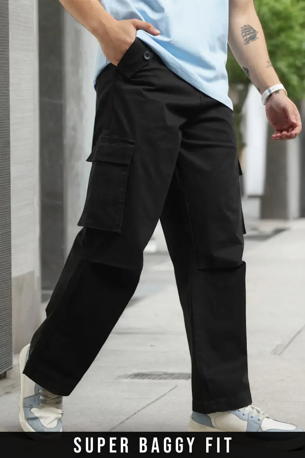 Men's Super Baggy Cargo Pants - Image 17