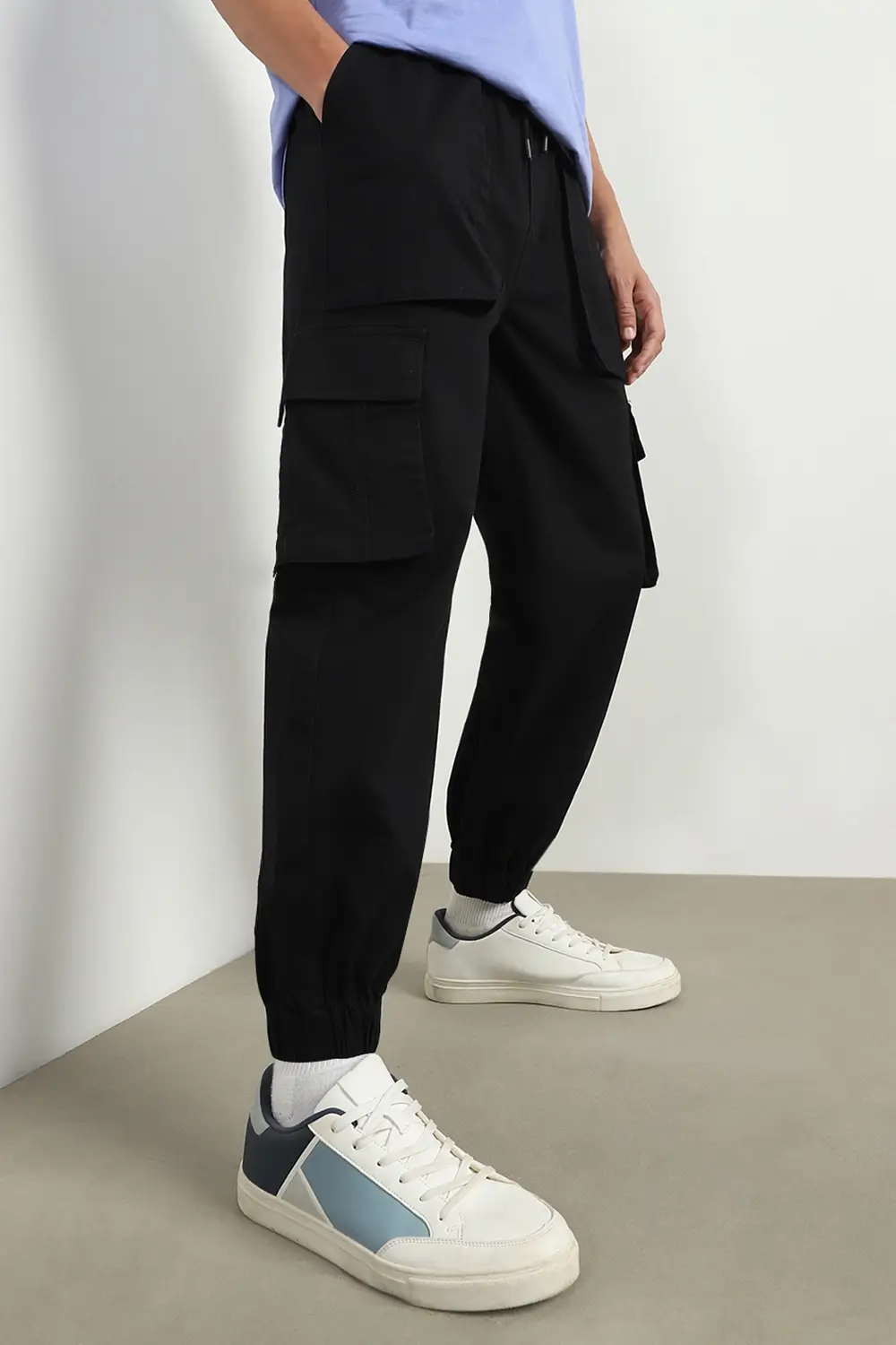 Oversized Black Cargo Pants - Image 10