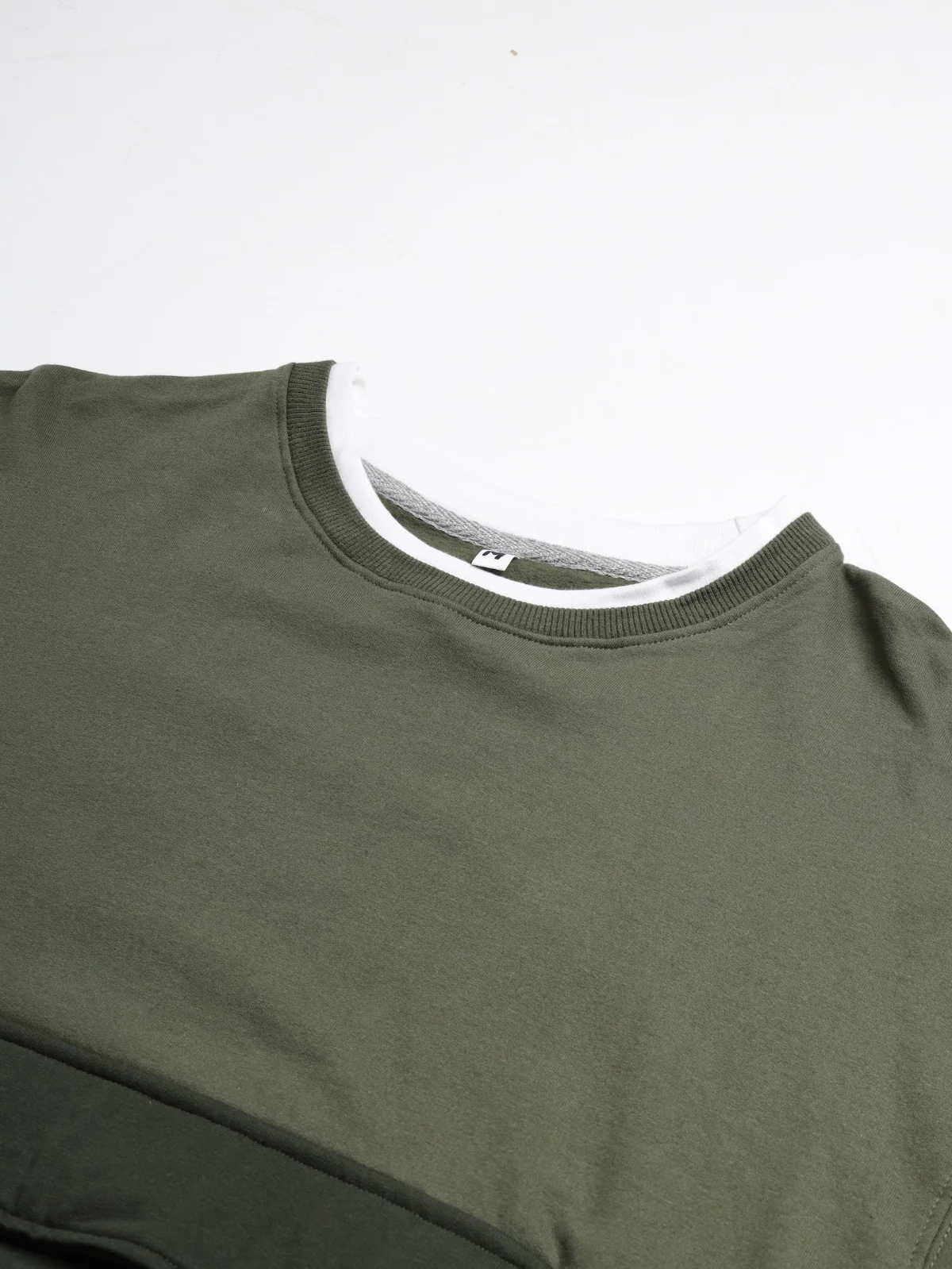 Utility Pocket Men Sweatshirt - Image 5